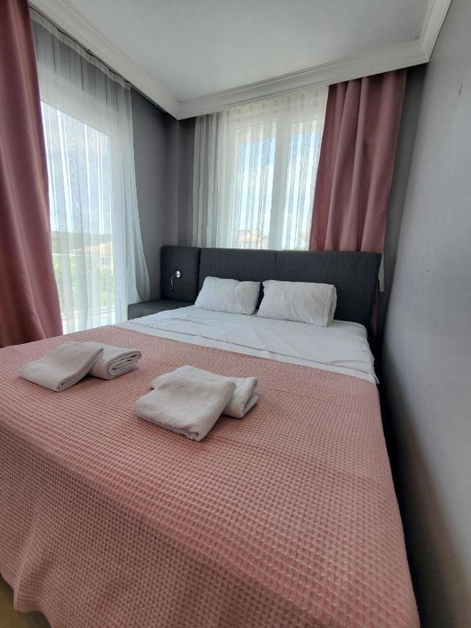 5 Mins To Airport Private Villa Room Istanbul Luaran gambar